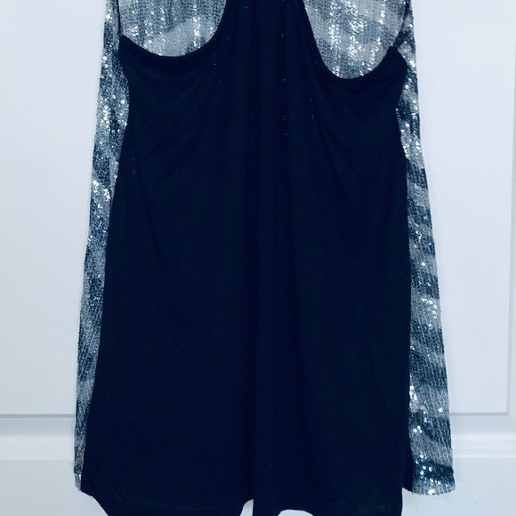 ✨ Zebra Sequin Racerback Tank 🦓 - Picture 7 of 11